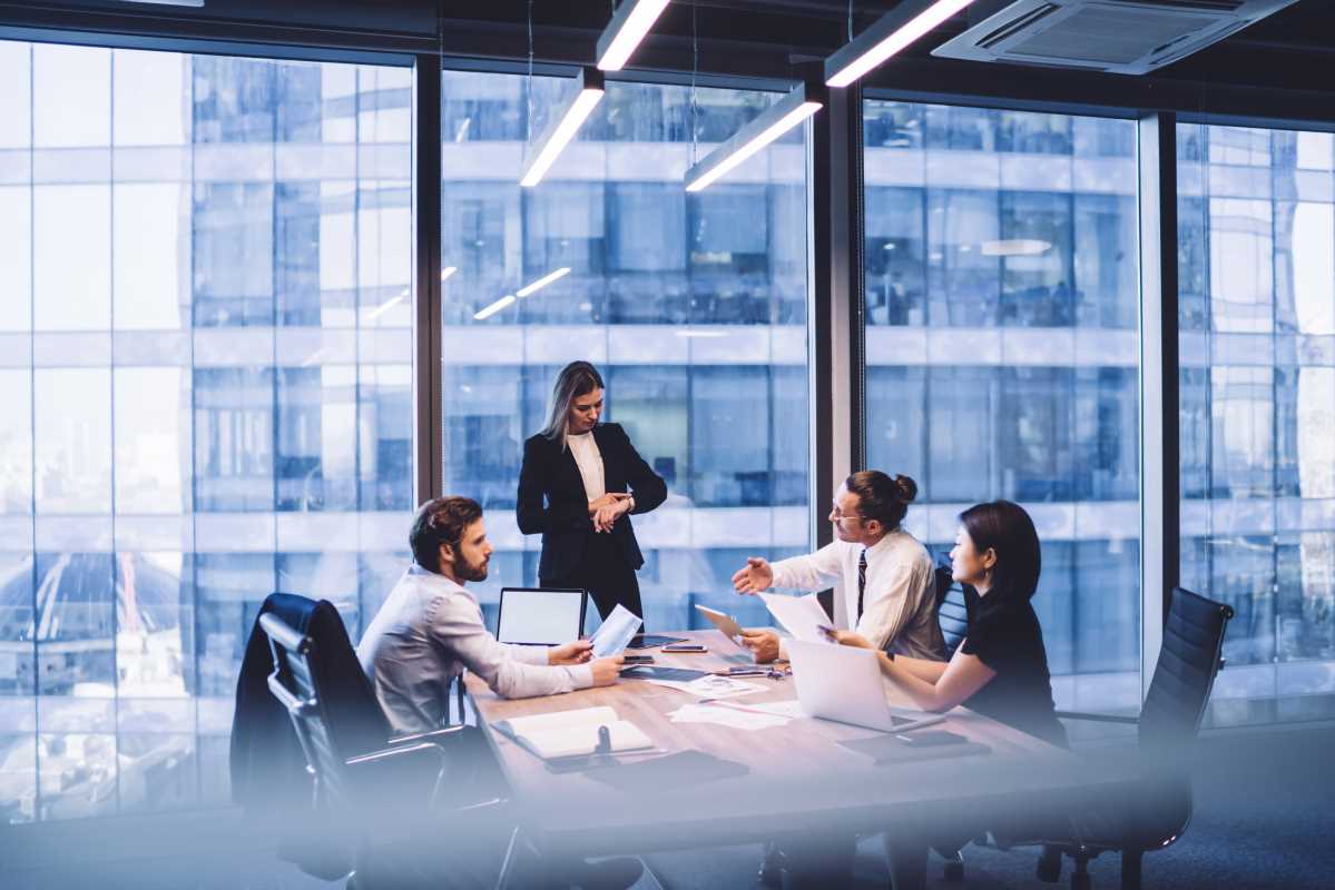 How to Network Effectively with Professional Associations