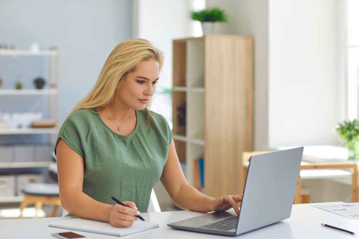 How to Choose the Right Language Course for a Global Workplace